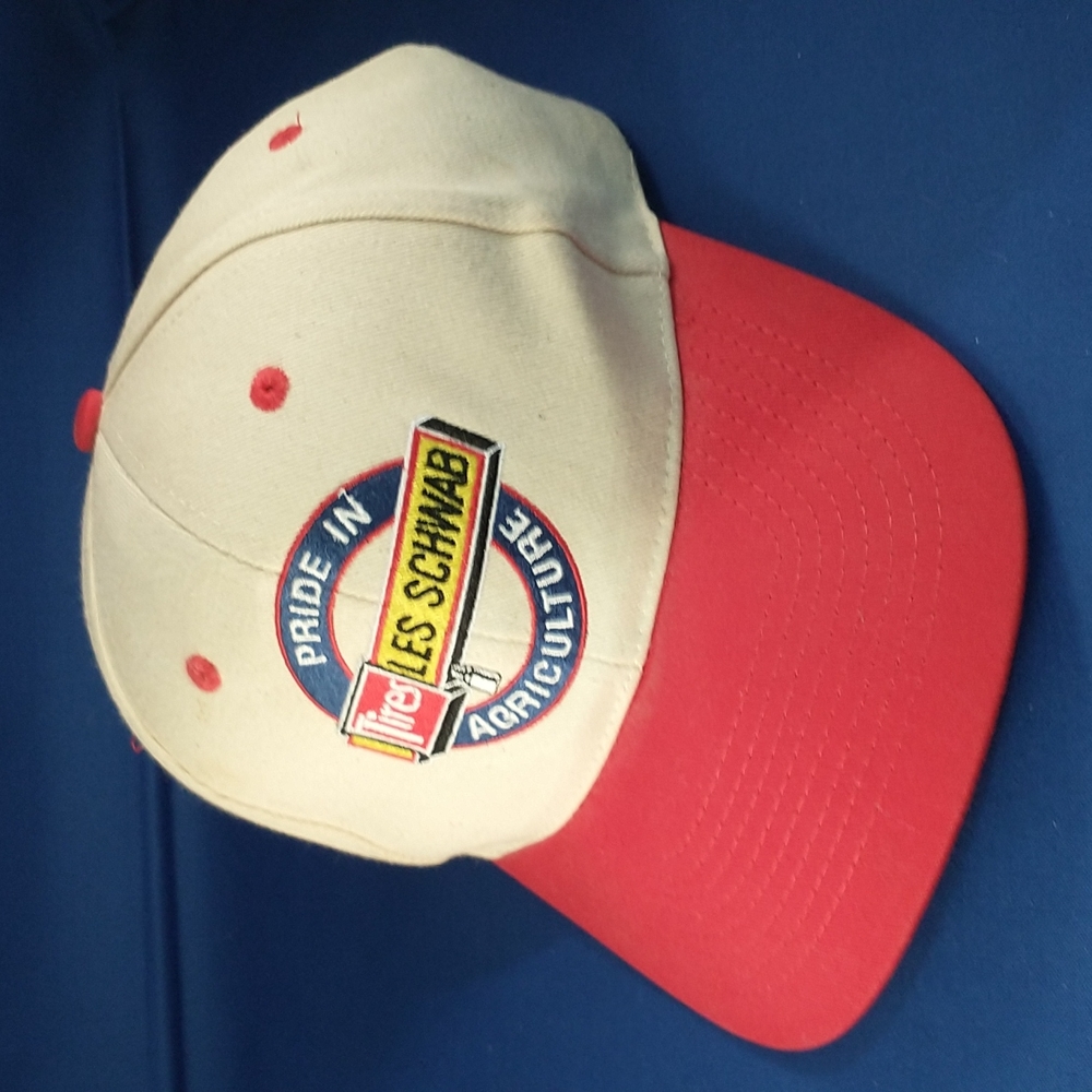 Les Schwab Tire Cap
